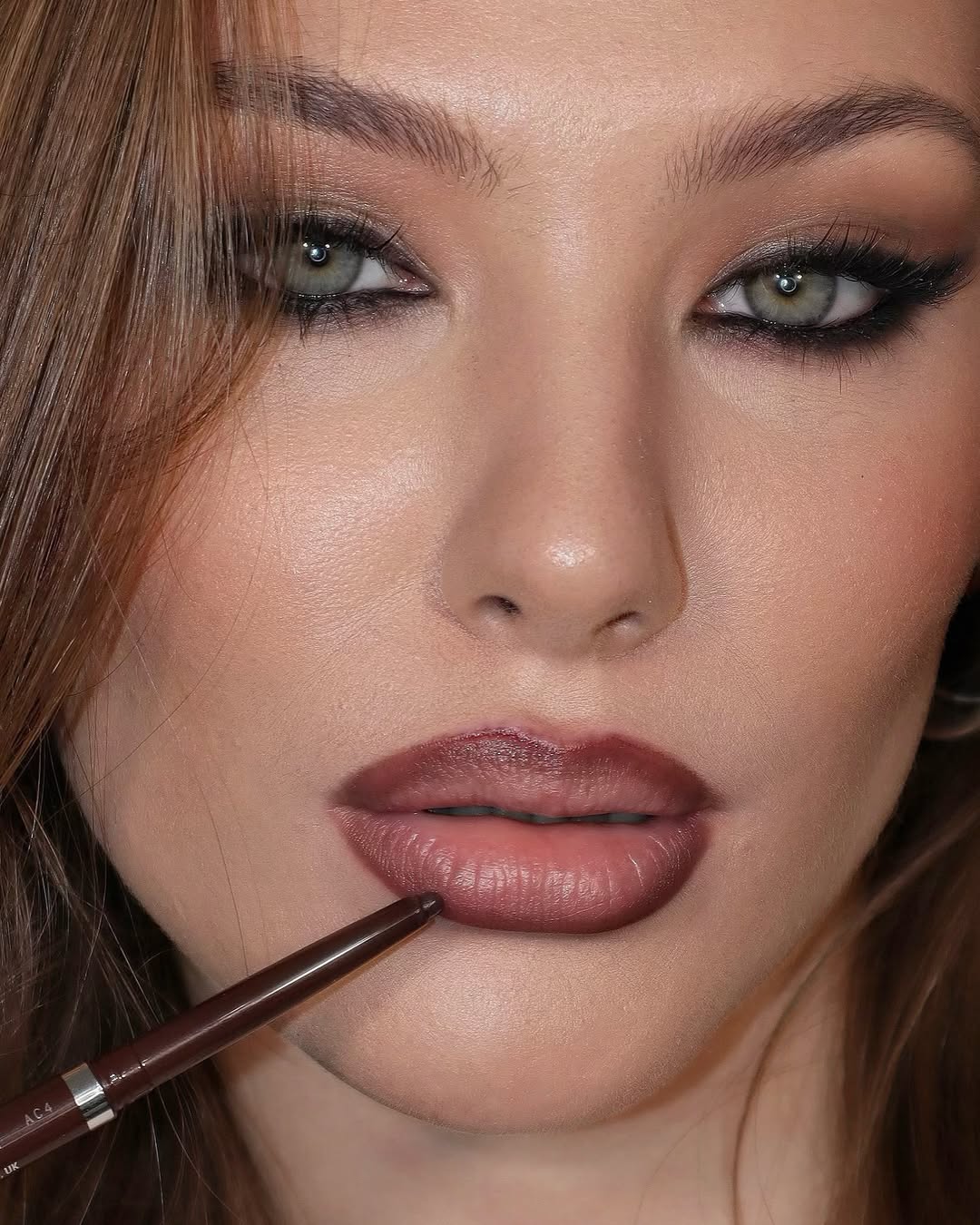 olovke za usne olovka za usne MAC lipglaze marie claire hrvatska