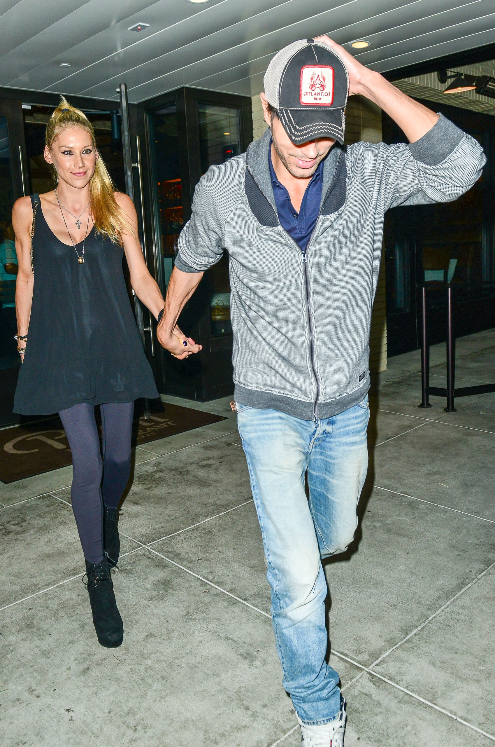 Anna Kournikova i Enrique Iglesias čekaju bebu marie claire hrvatska