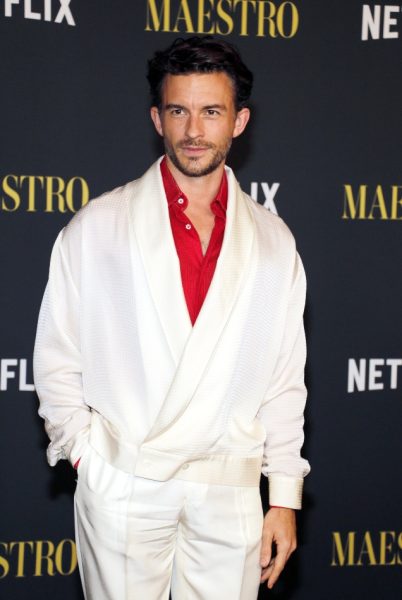 Jonathan Bailey dobrotvorni rad, Marie Claire Hrvatska