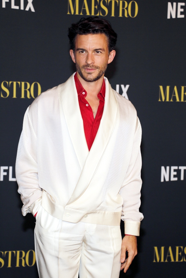 Jonathan Bailey dobrotvorni rad, Marie Claire Hrvatska