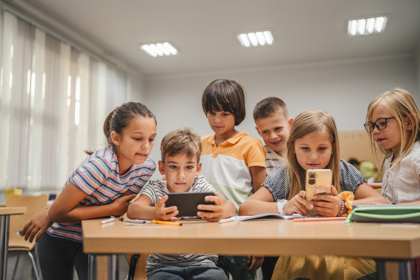Mobiteli u osnovnim školama, Marie Claire Hrvatska