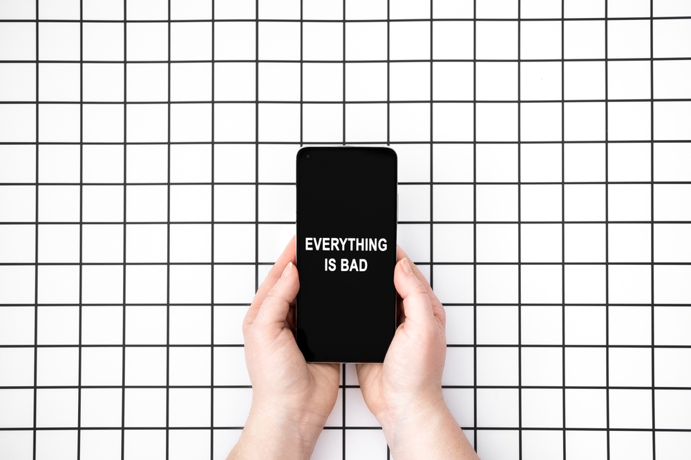 što doomscrollanje čini vašem umu i tijelu