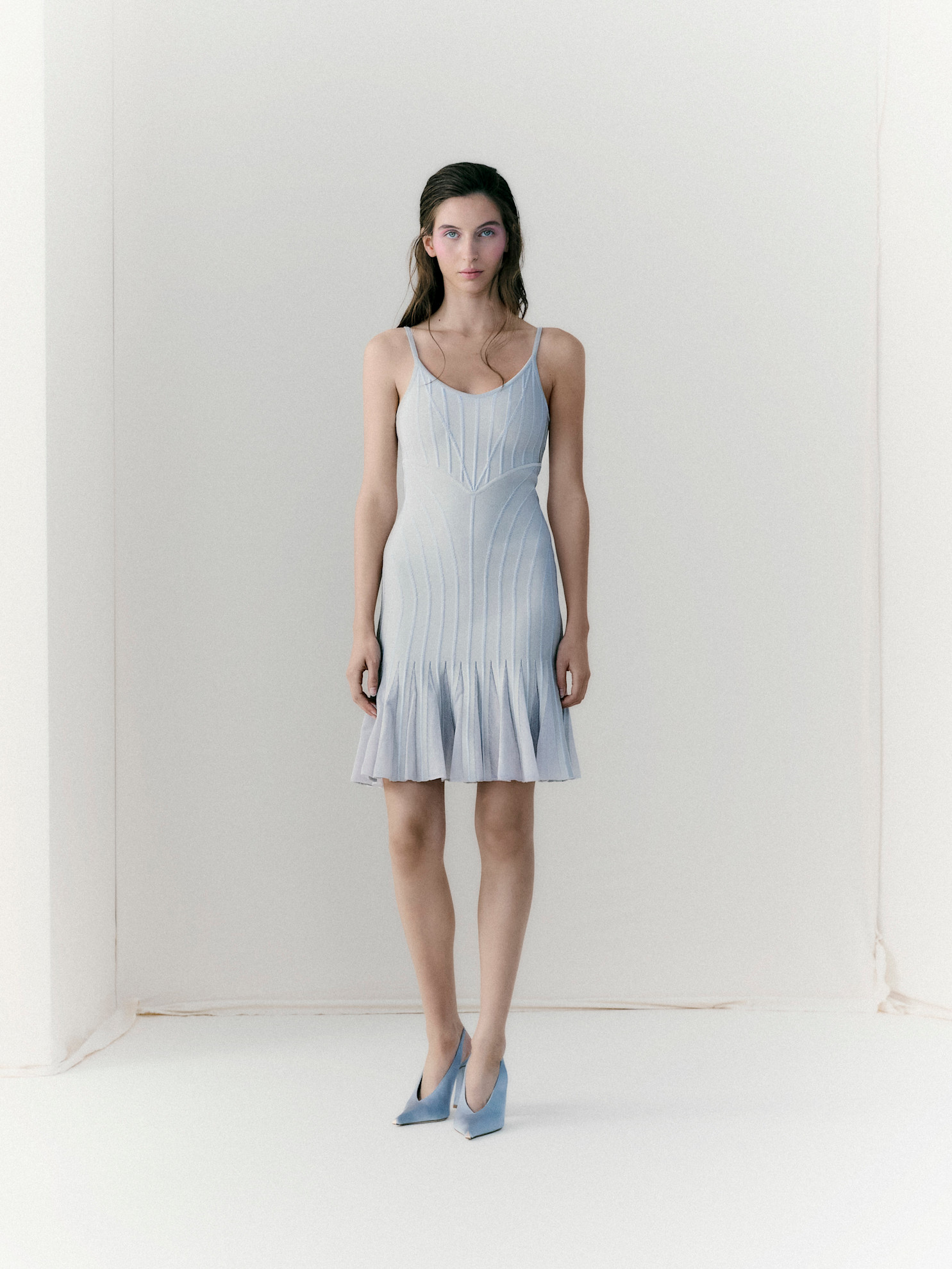 ledeno plava boja trendovi 2026