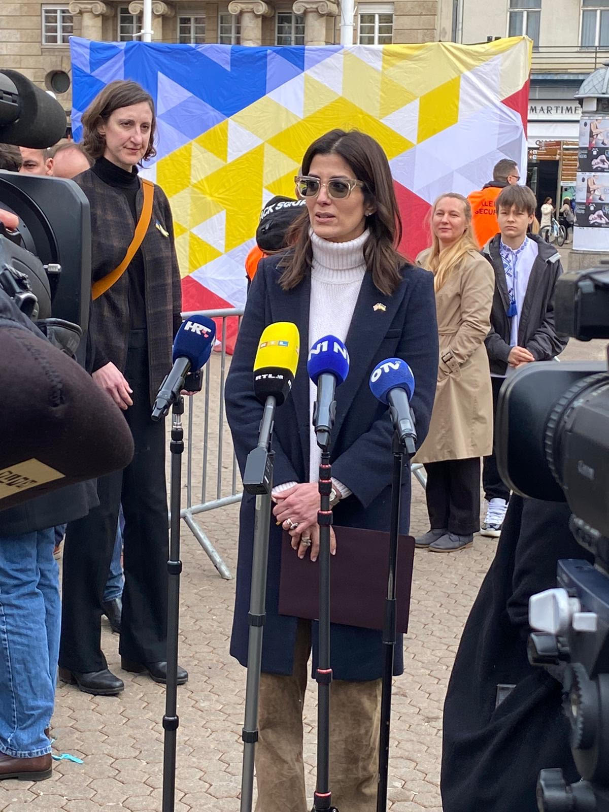 Nathalie Rayes za Marie Claire Croatia Womens Weekend