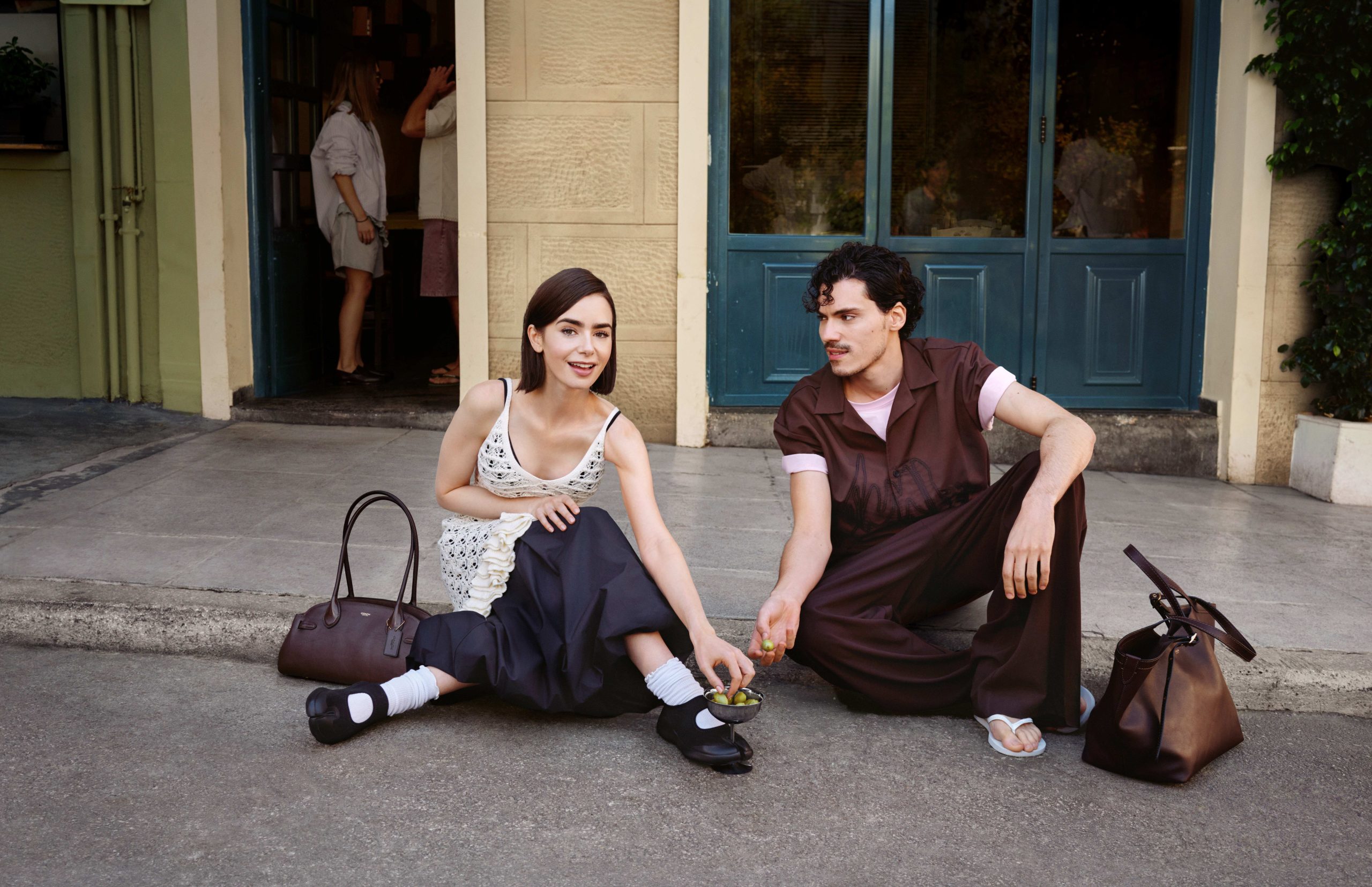 Lilly Collins za Zalando