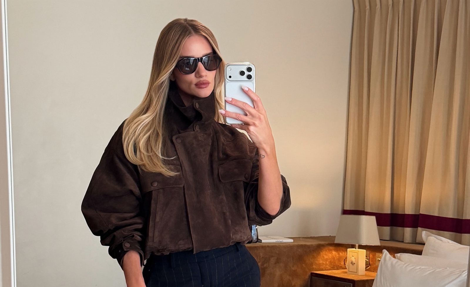 jesenski outfit Rosie Huntington-Whiteley, Marie Claire Hrvatska